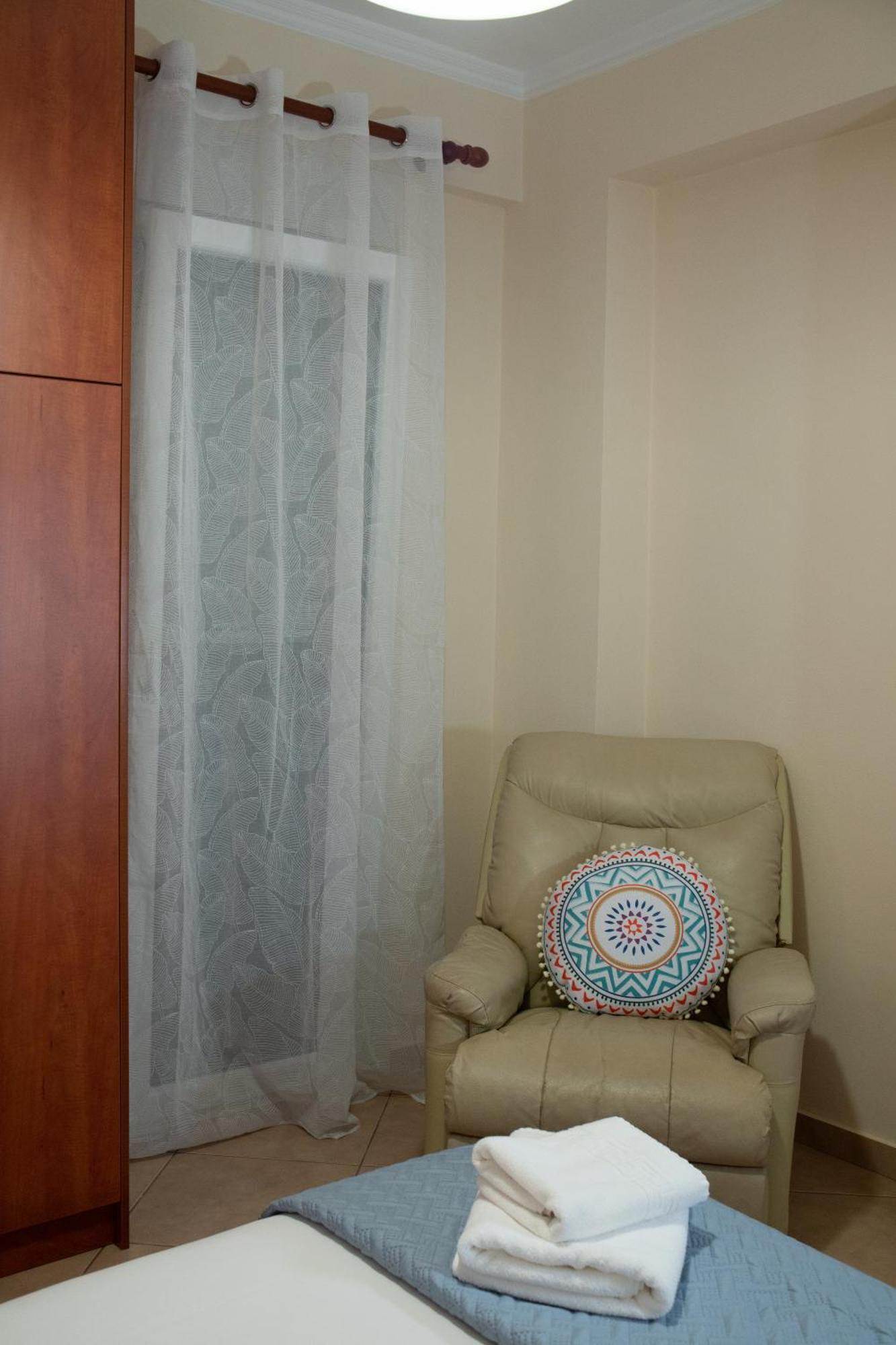 Prince Apartments Volissos Room photo