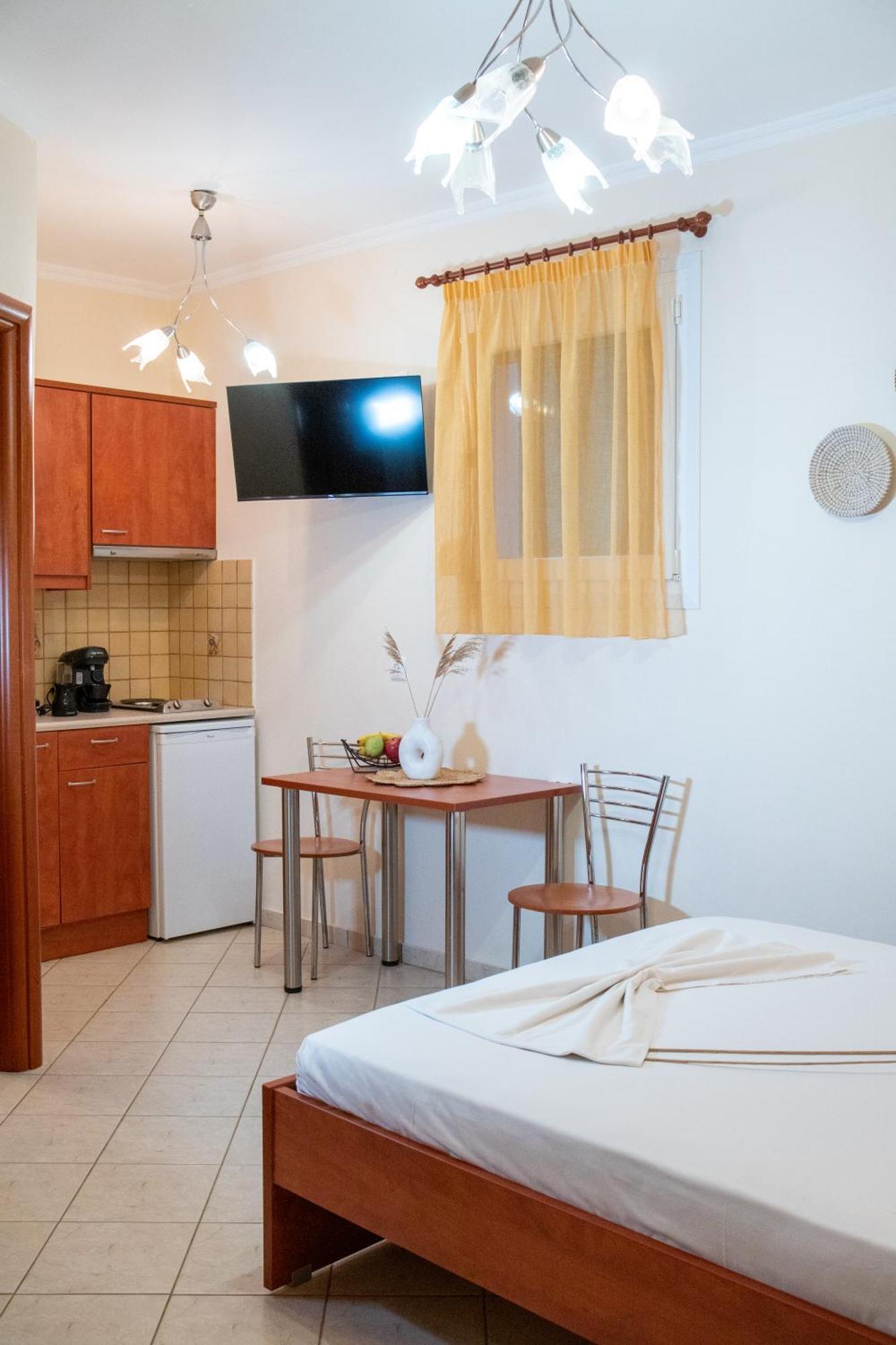 Prince Apartments Volissos Room photo